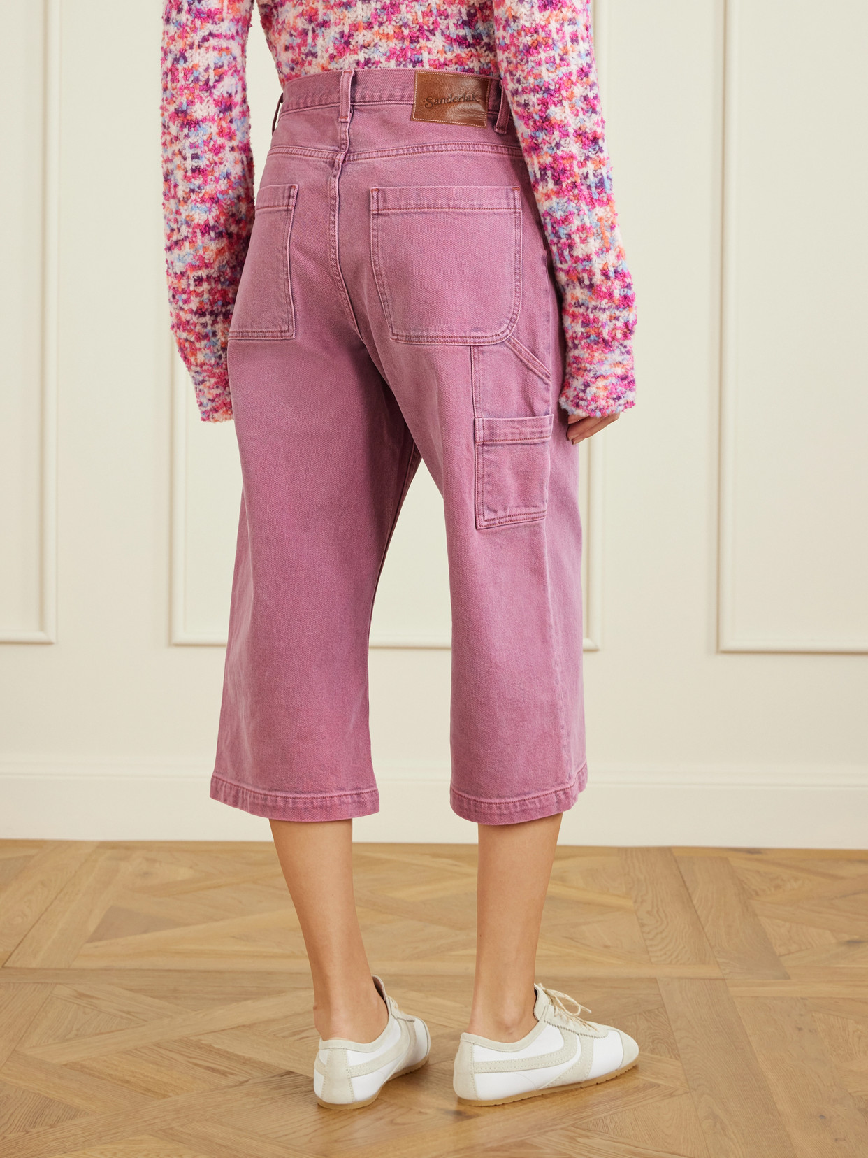 Cropped Mid-Rise Jeans