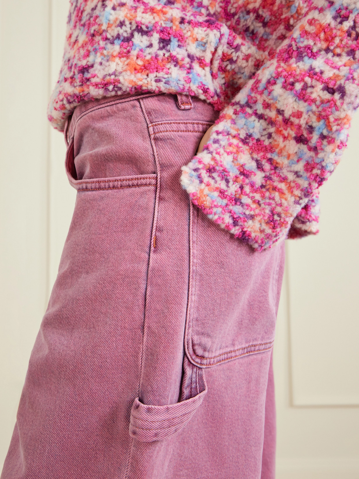 Cropped Mid-Rise Jeans