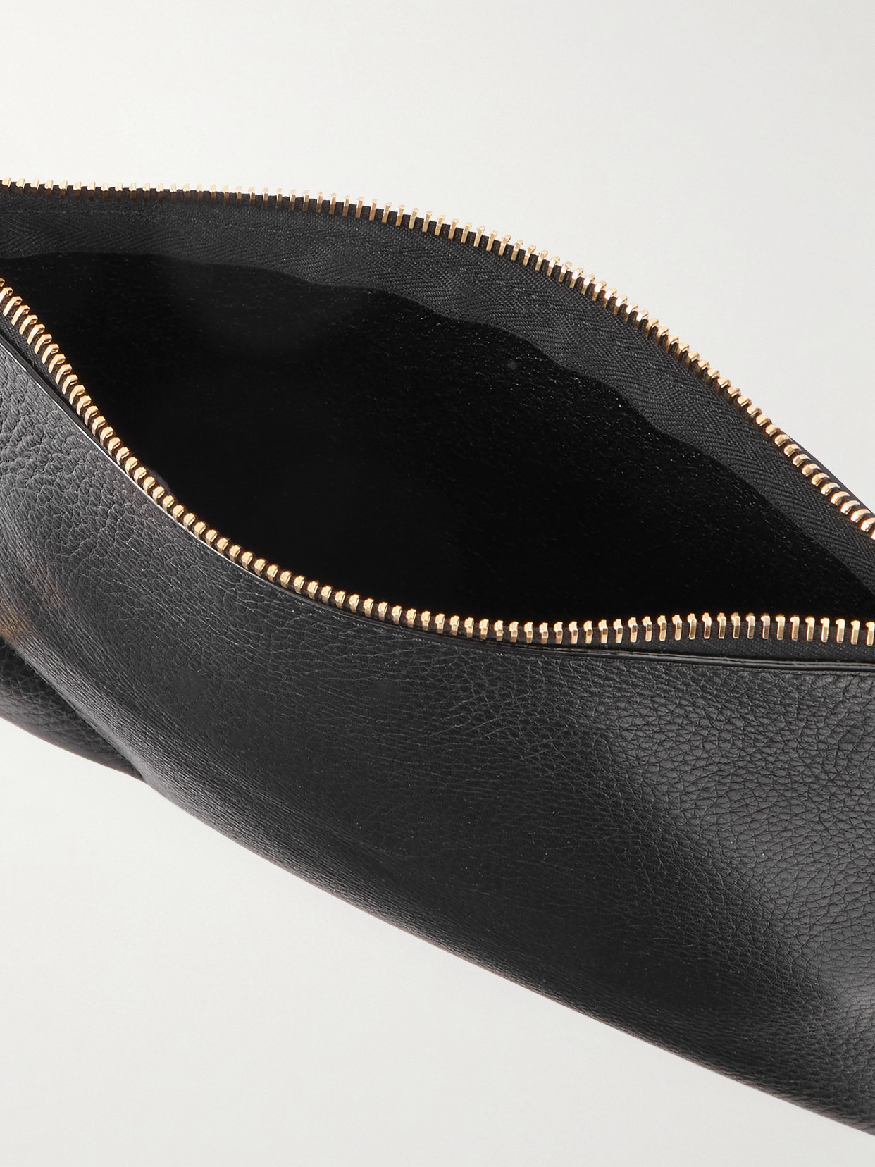 Chloé Embellished Textured-leather Pouch In Black