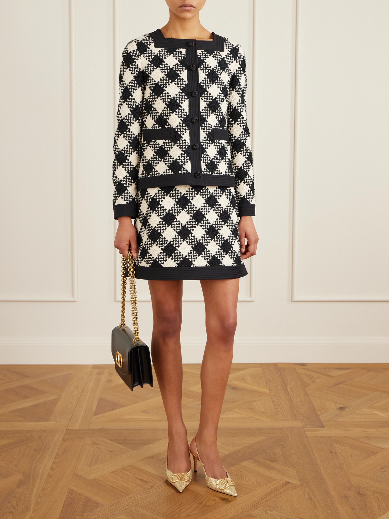 Valentino Vlogo Embellished Cloqué-jacquard Slingback Pumps In Gold