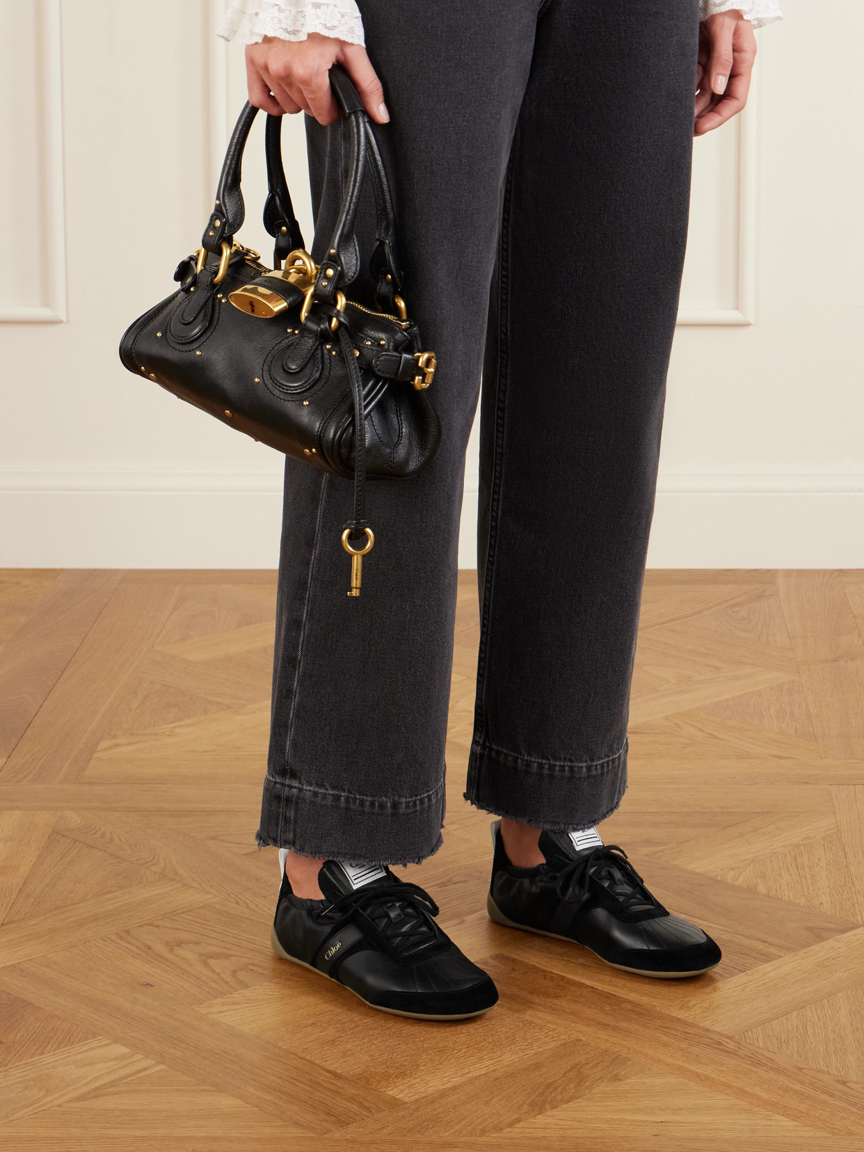 Chloé Kick Suede And Leather Sneakers In Black