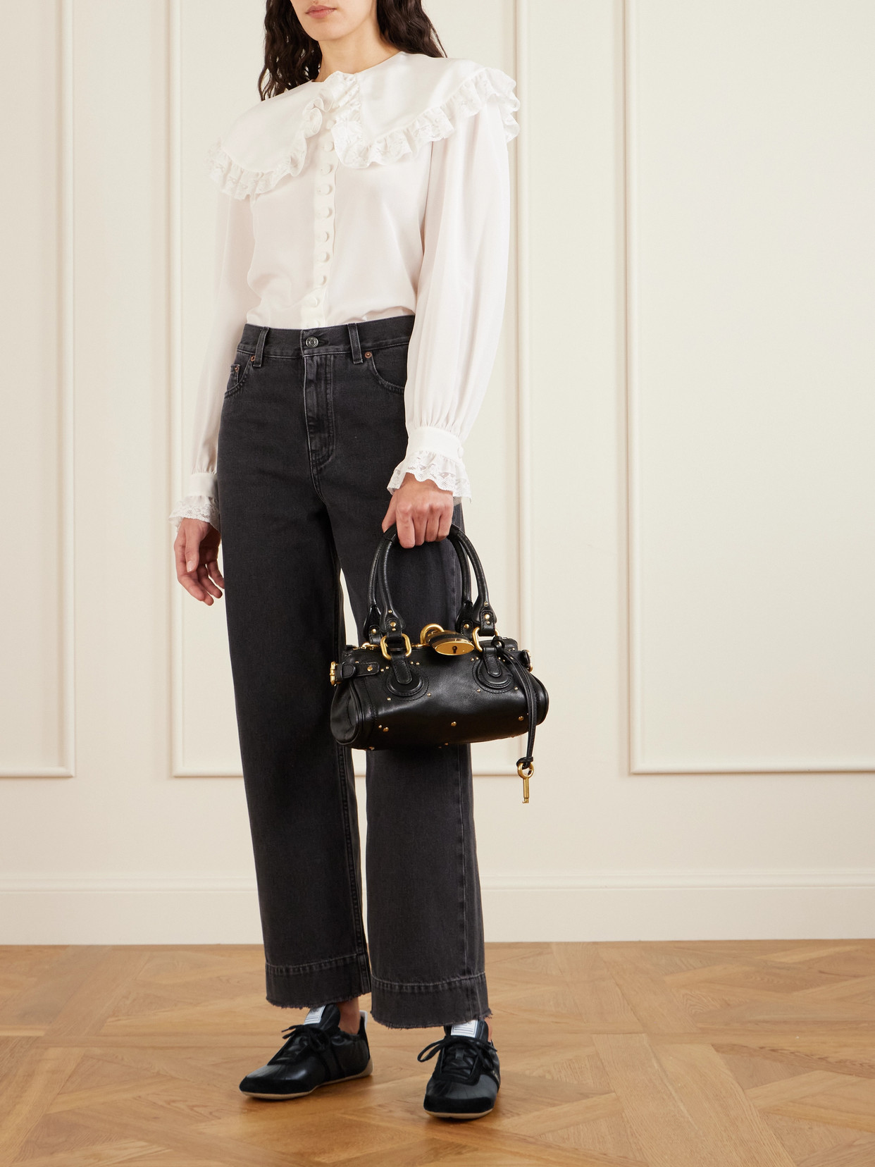 Chloé Kick Suede And Leather Sneakers In Black