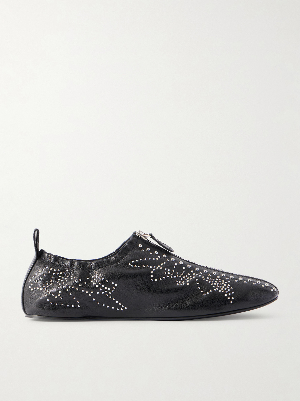 Chloé Low Top Sneakers Pull Tab Round Toe In Black