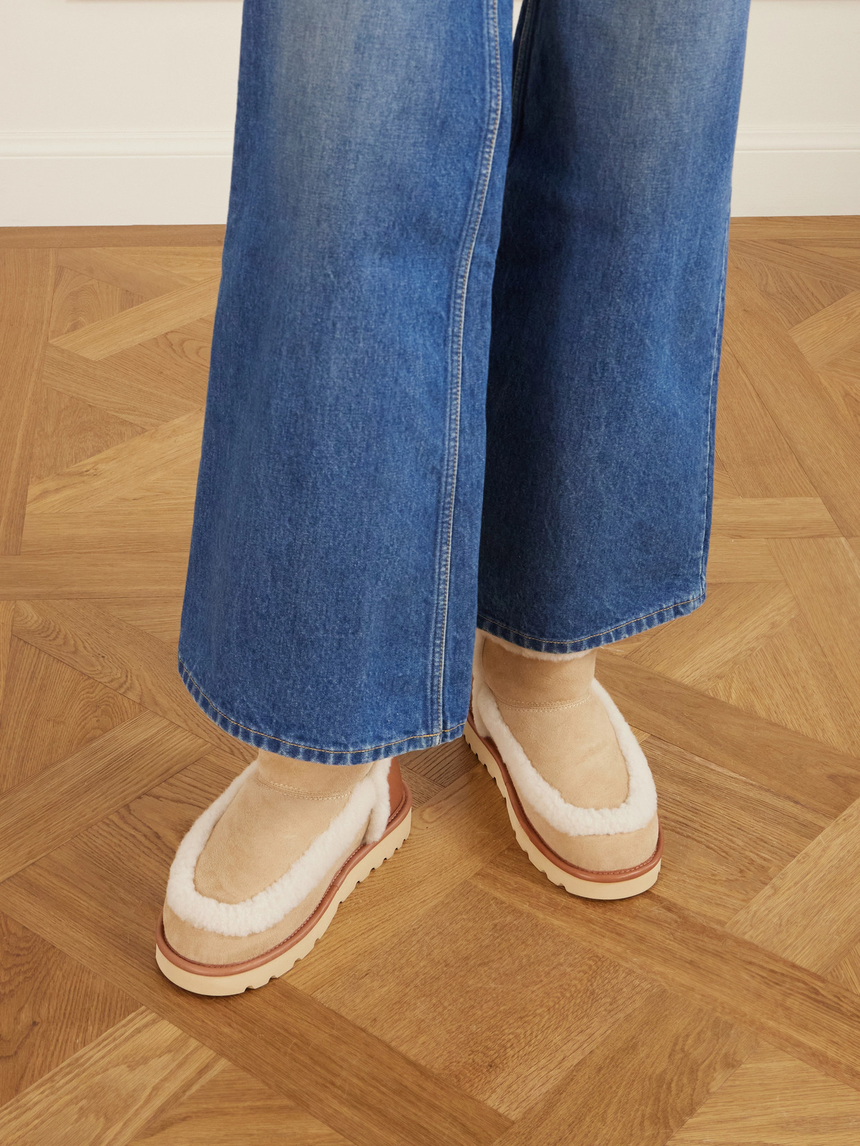 Chloé Dolcie Shearling-trimmed Suede Ankle Boots In Multi