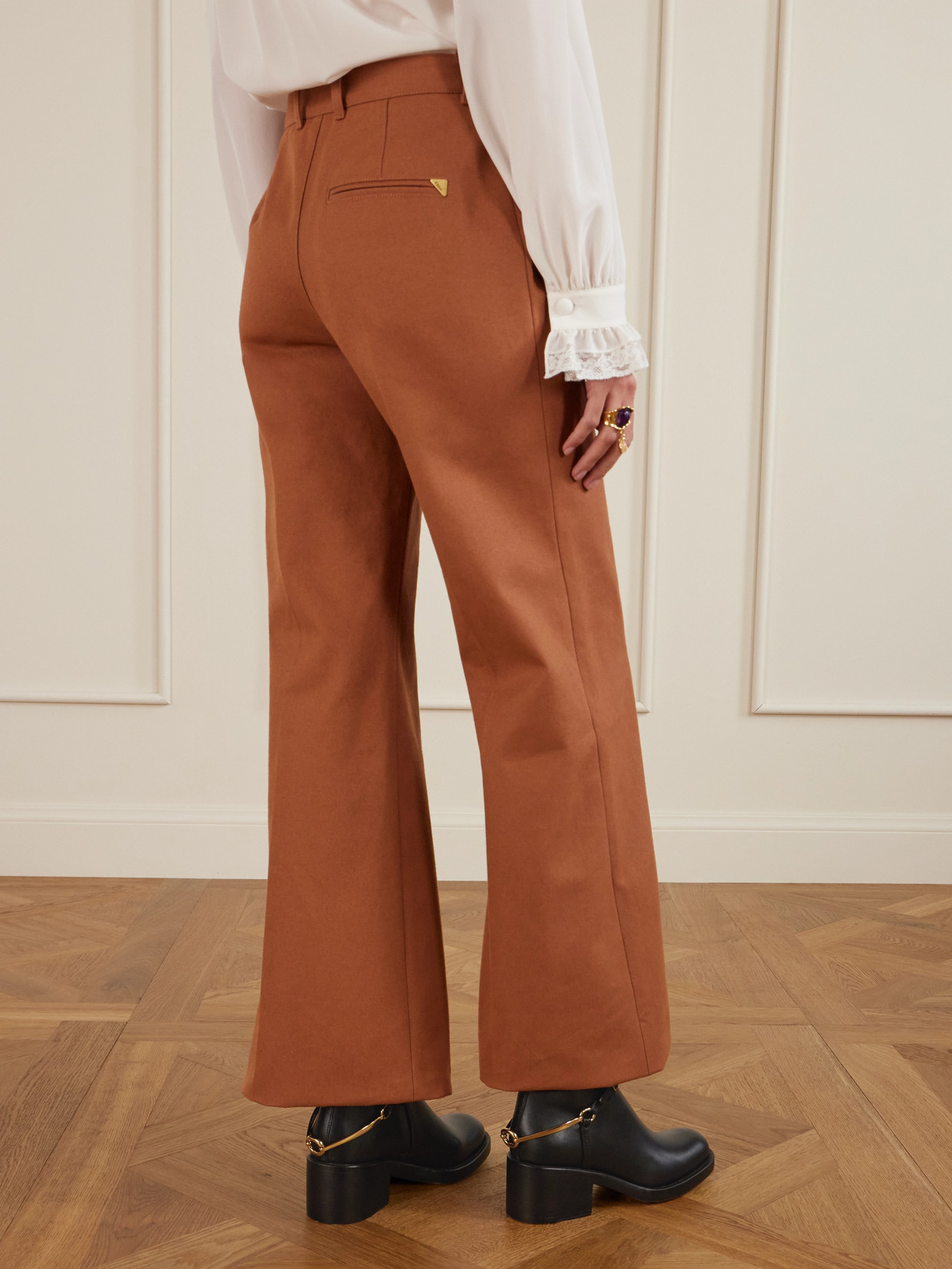 Chloé Dakota Embellished Leather Ankle Boots In Black