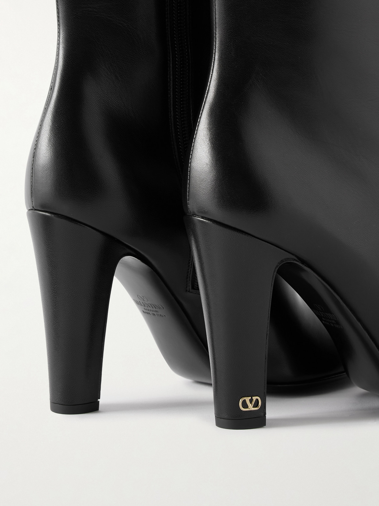 Valentino Hotty 100 Leather Knee Boots In Black