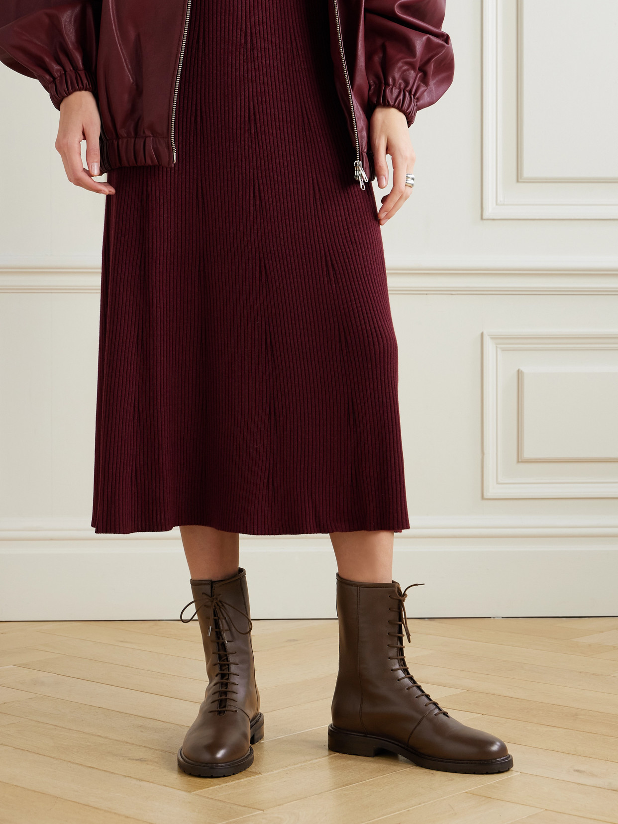 08 Ankle Boots