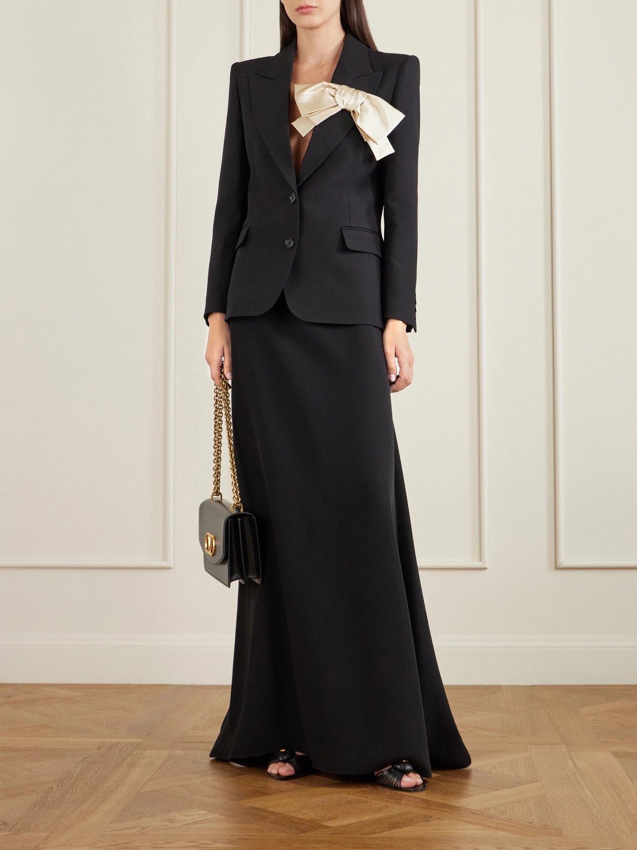 Valentino Bow-embellished Wool And Silk-blend Crepe Blazer In Black