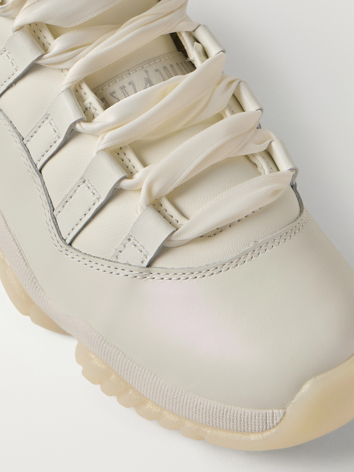 Air Jordan 11 Retro Sneakers