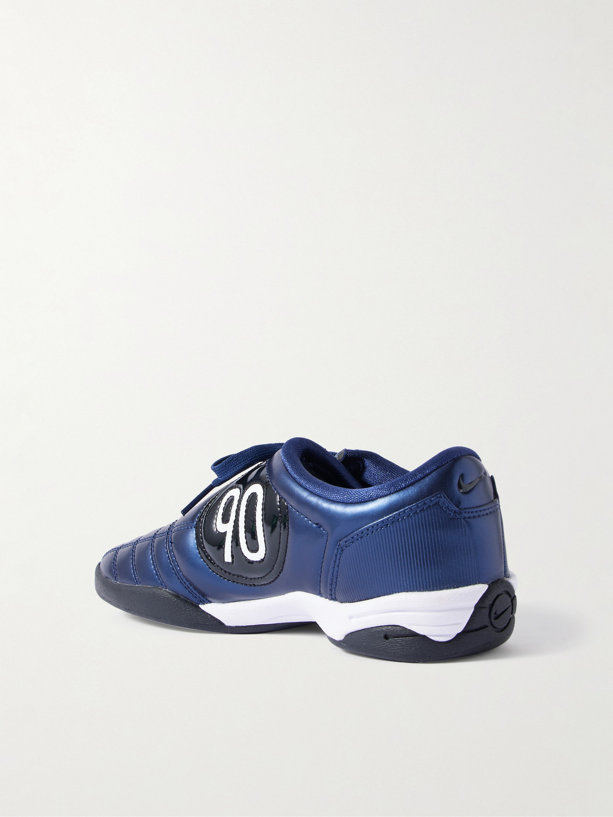 T90 Sneakers