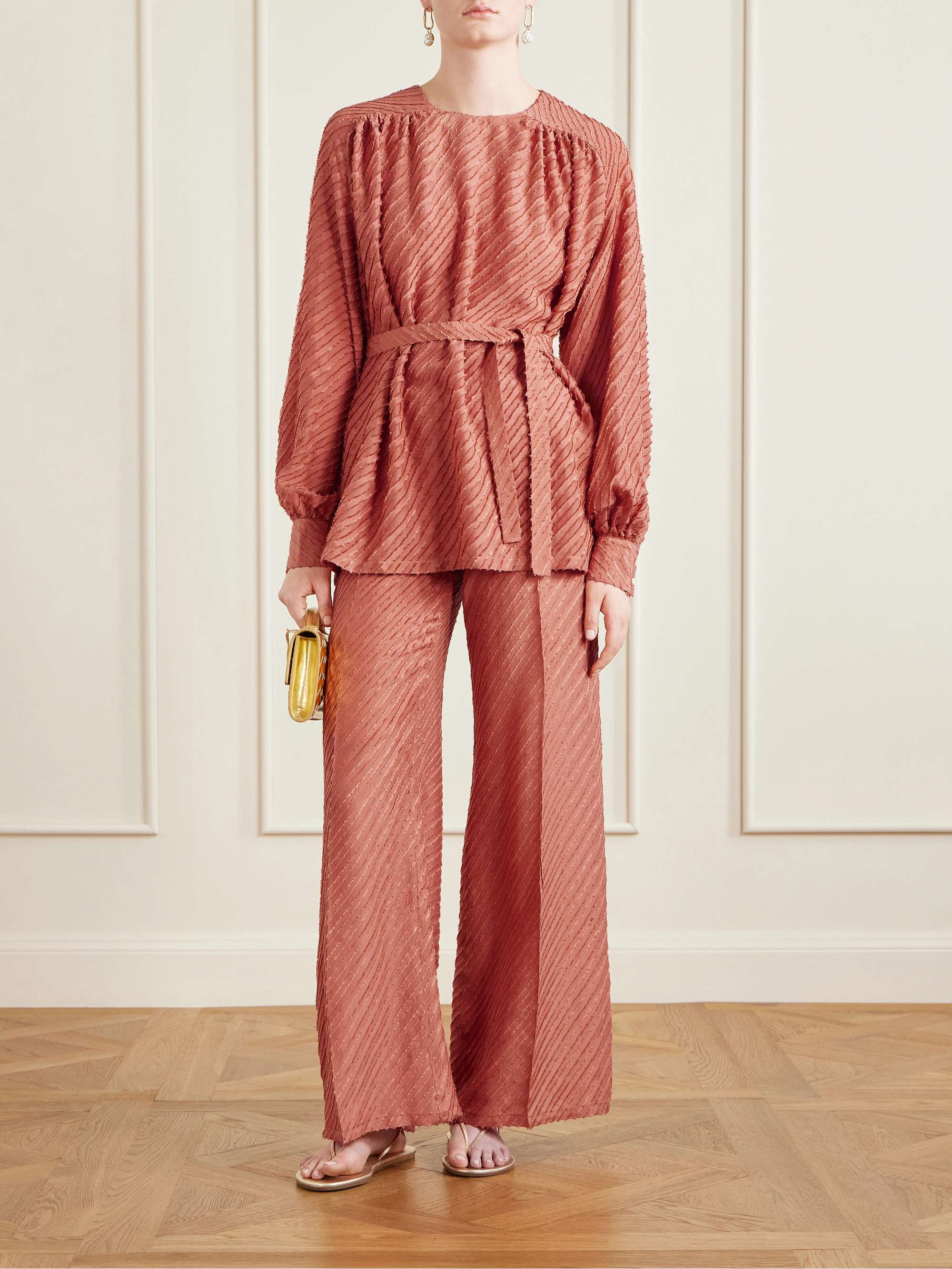 Giuliva Heritage - Silk blouse and trousers