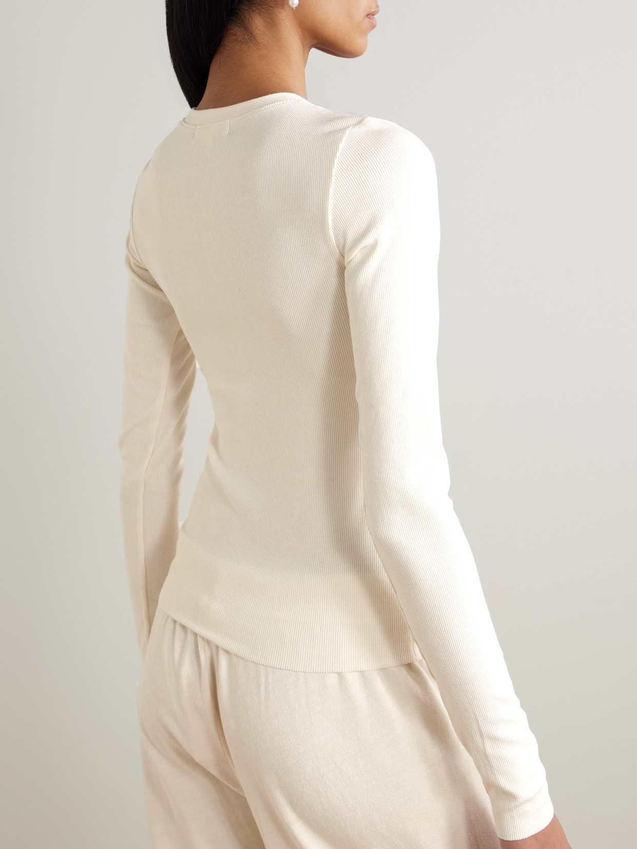 Éterne Ribbed-knit Henley Top In White