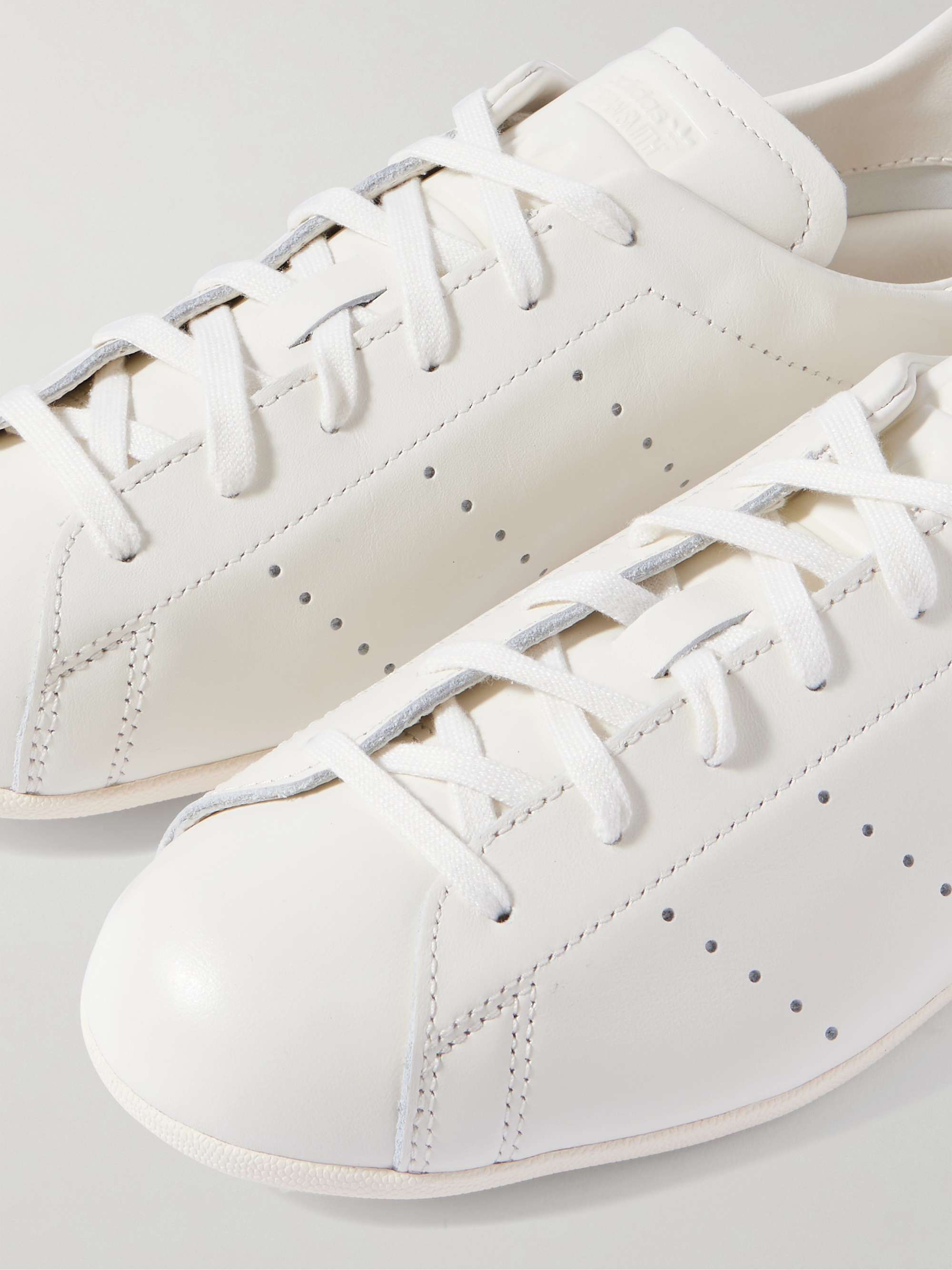 ADIDAS ORIGINALS 