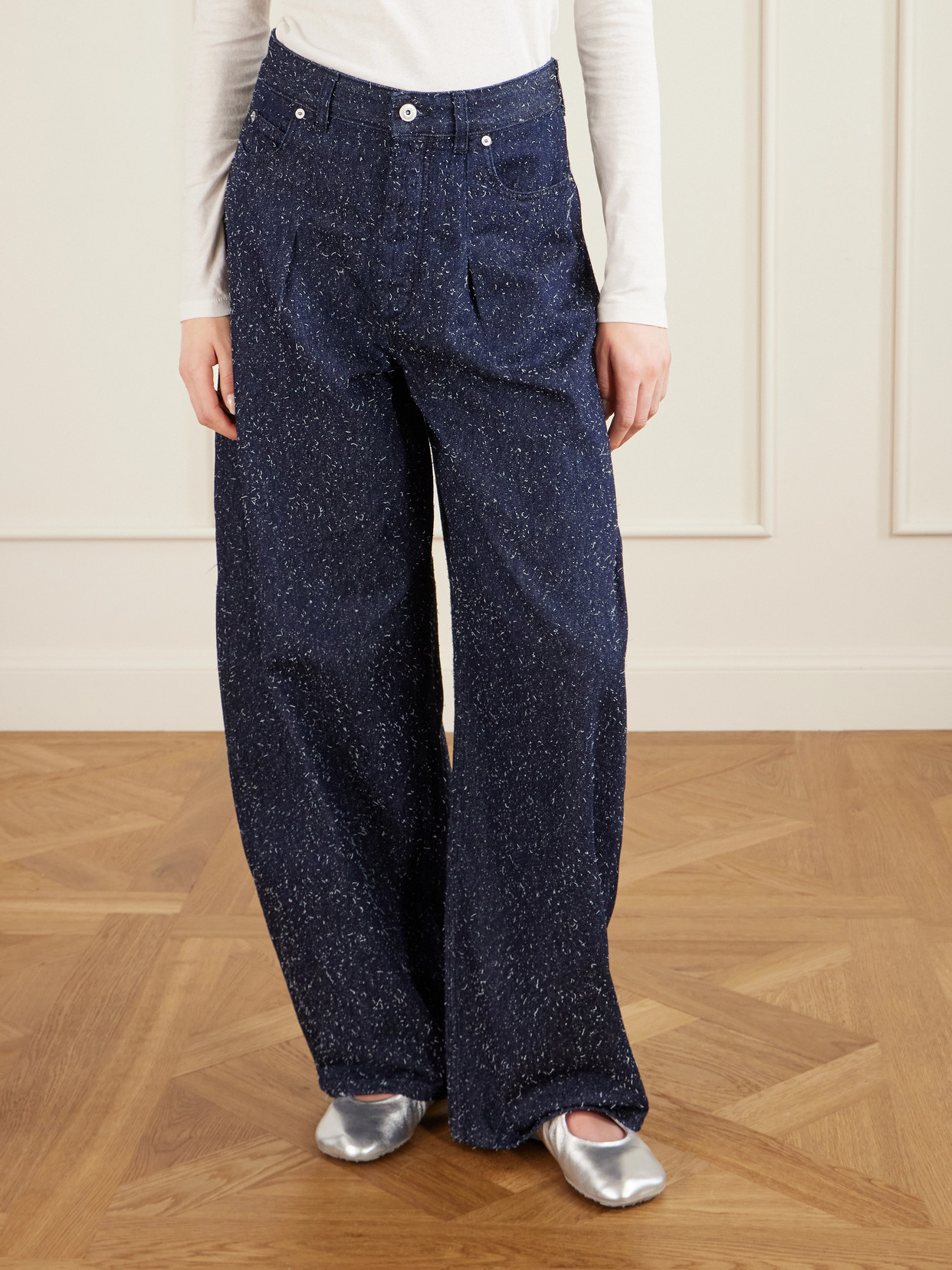 Ovalo High-Rise Barrel-Leg Jeans