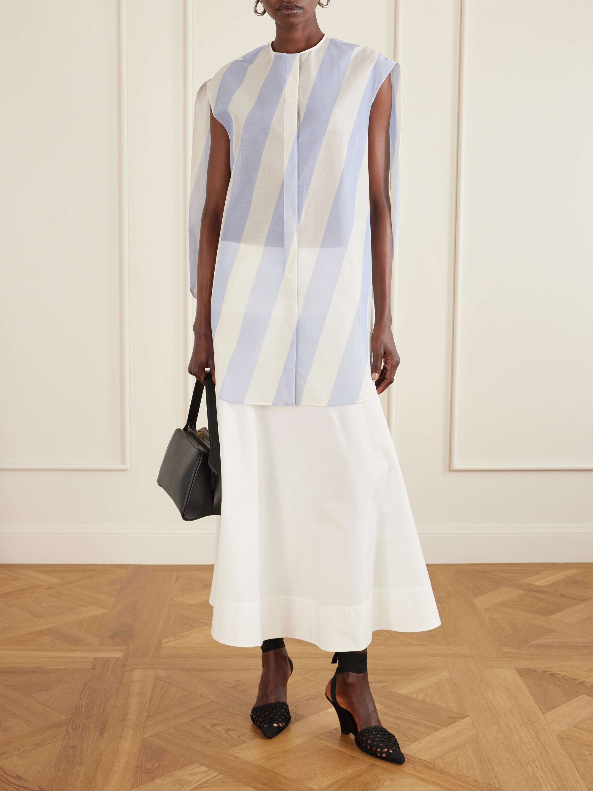 JACQUEMUS 
