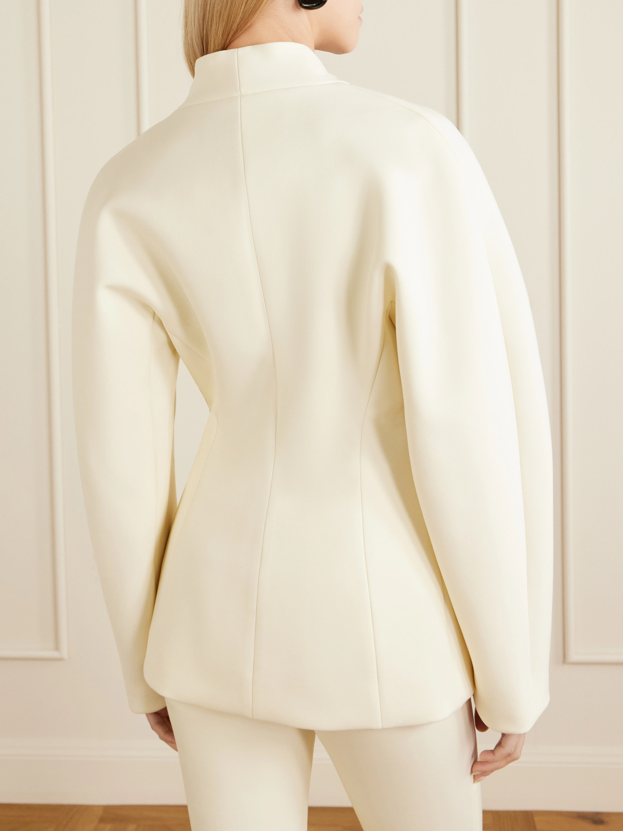 Jacquemus Chale Wool Blend Single Breasted Jacket In Neutral
