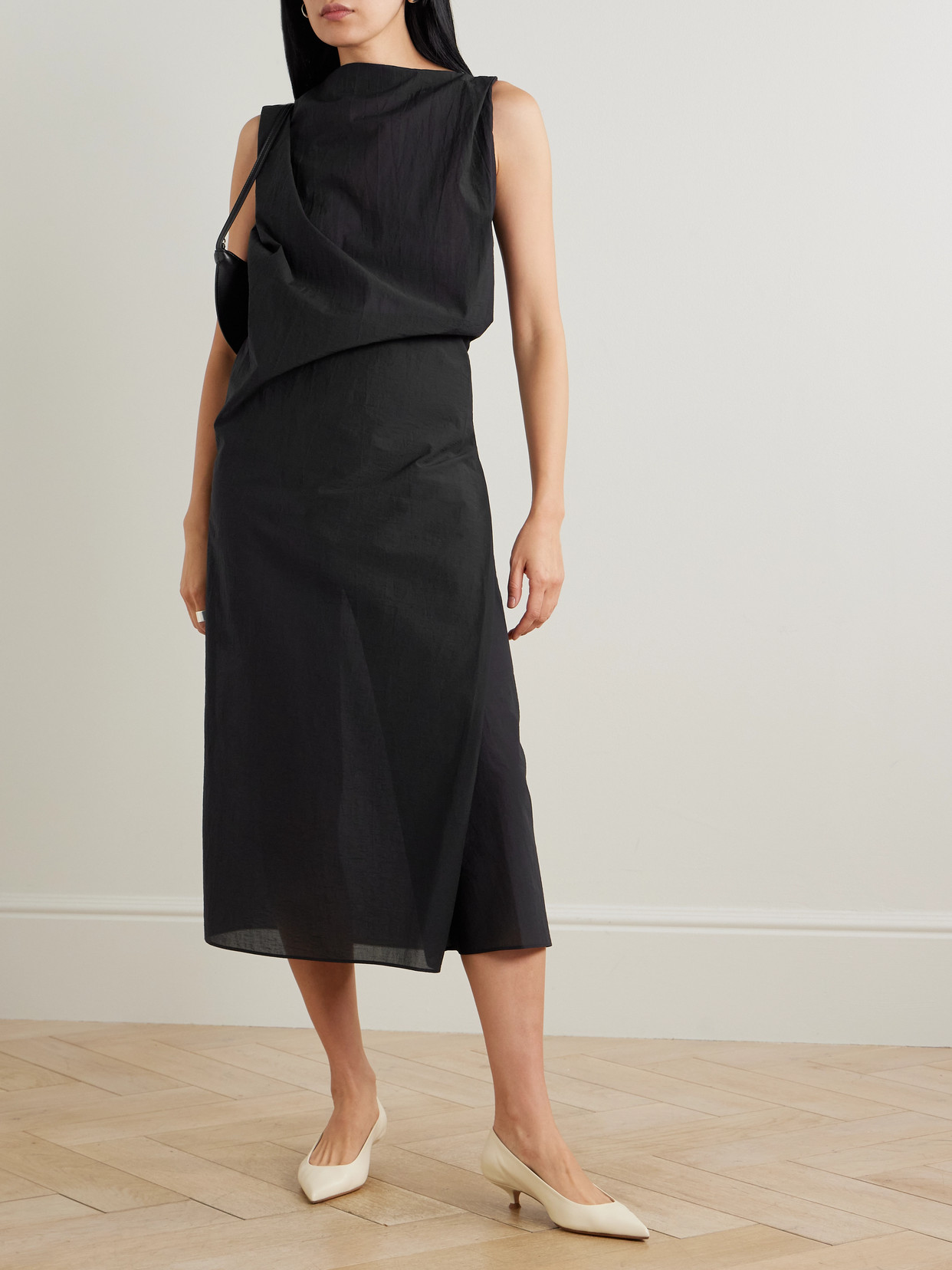 Jacquemus Drap Cotton-blend Poplin Midi Dress In Black