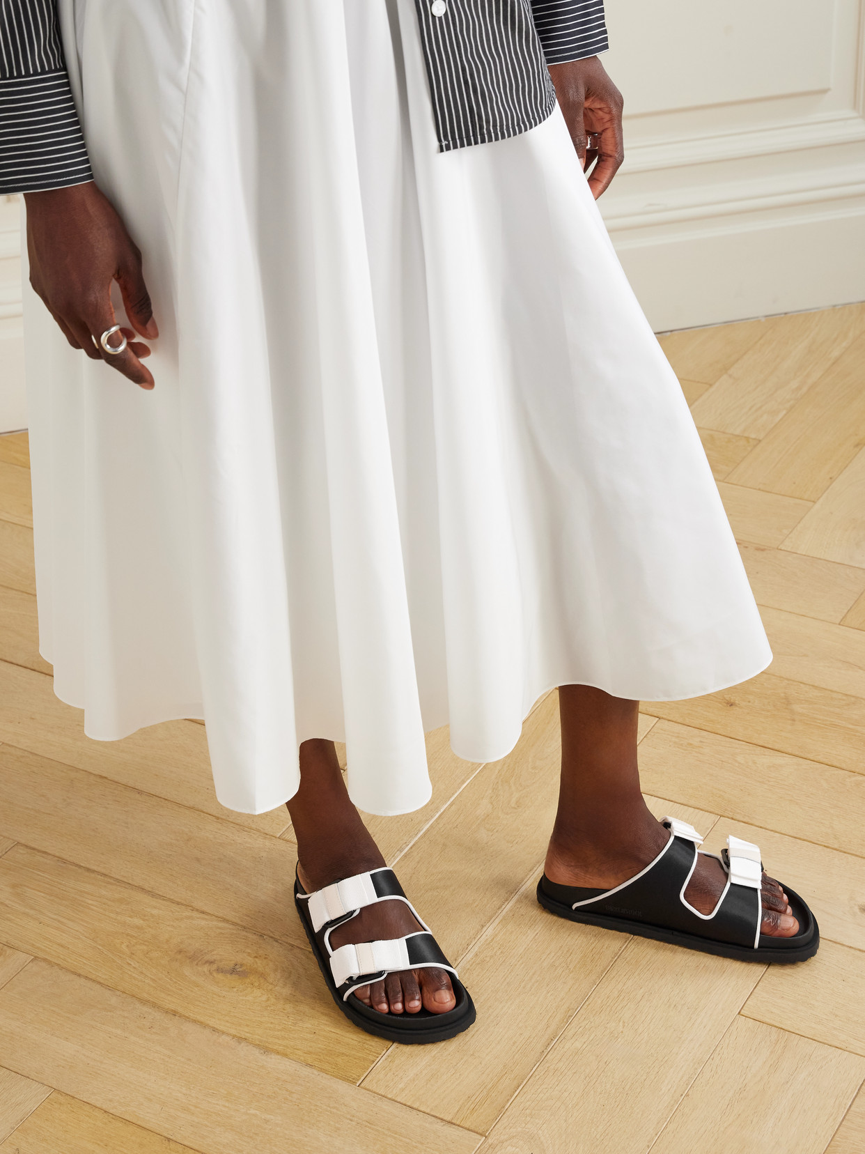 1774 - Arizona Bow-Detailed Grosgrain-Trimmed Sandals