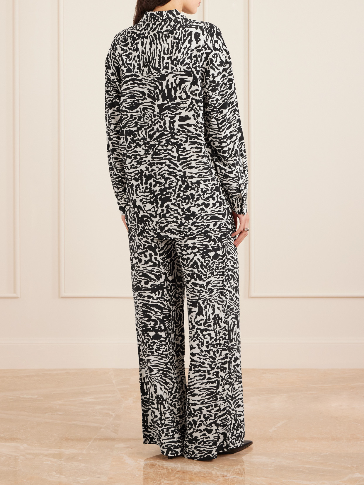 Ulla Johnson Soren Zebra-print Silk Crepe De Chine Shirt In Black