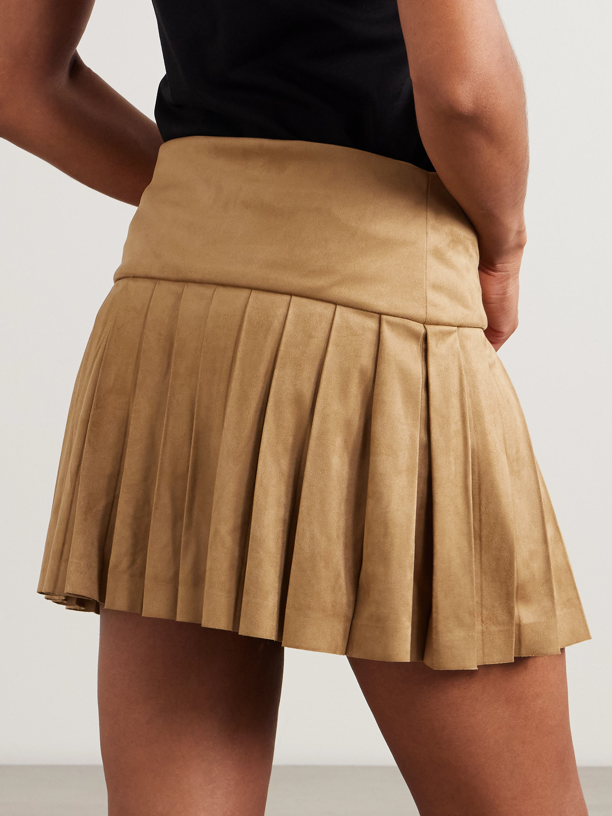 Pleated Brushed Mini
