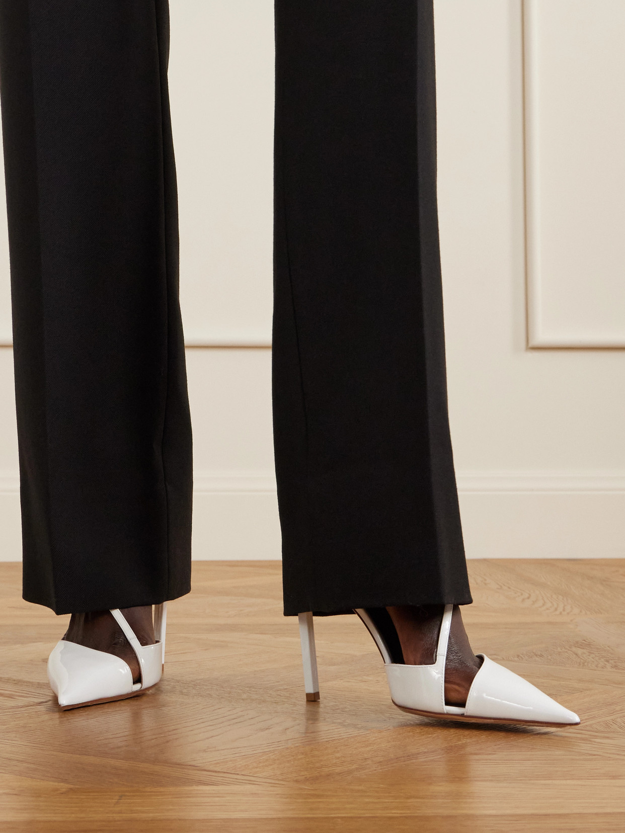 Tom Ford 105 Patent Leather Pumps In White