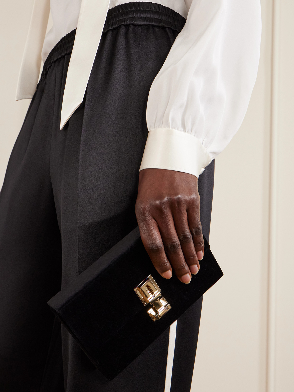 Tom Ford Hardware Clutch Bag In Black