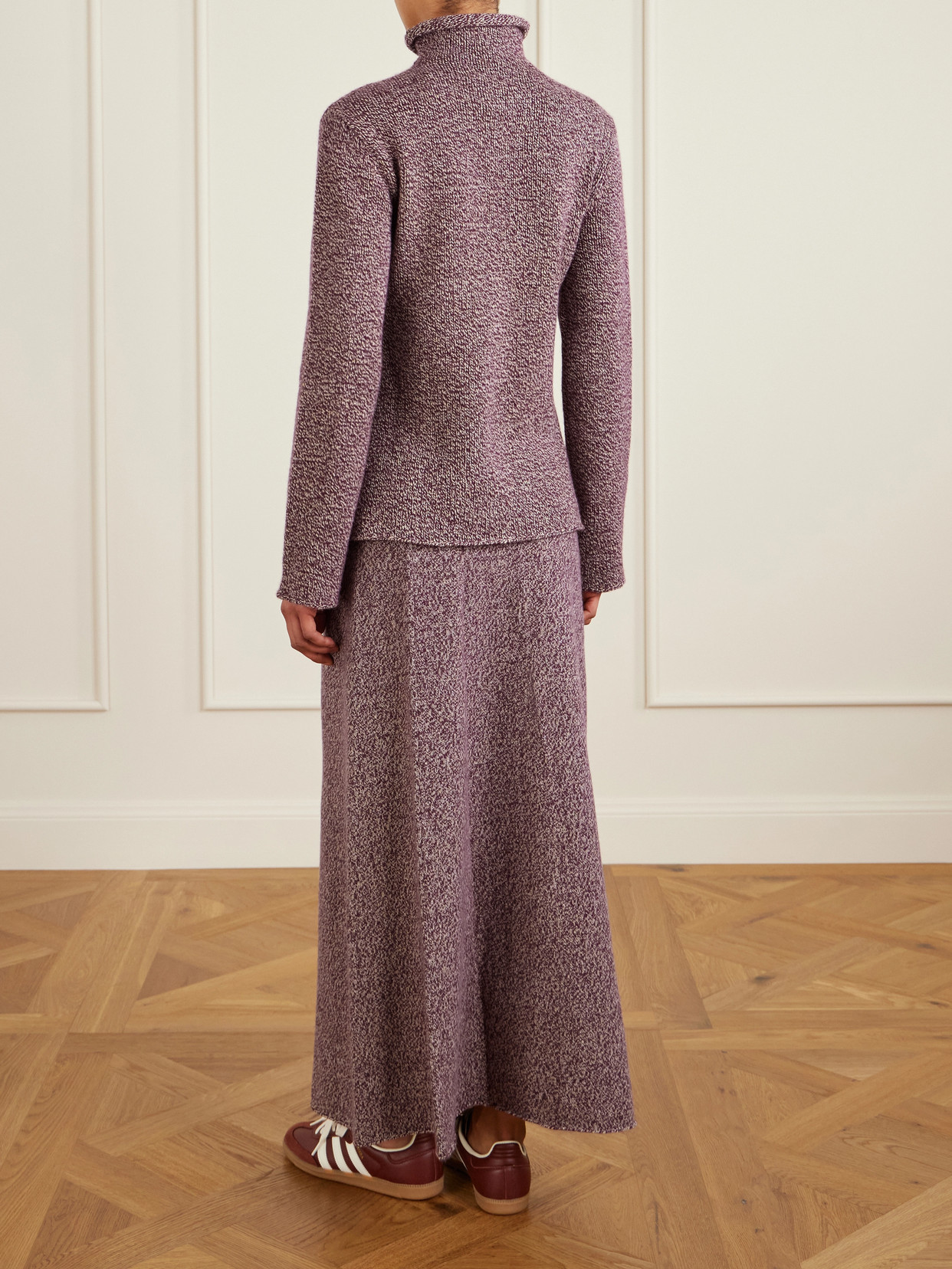 Flow Cashmere Turtleneck Sweater