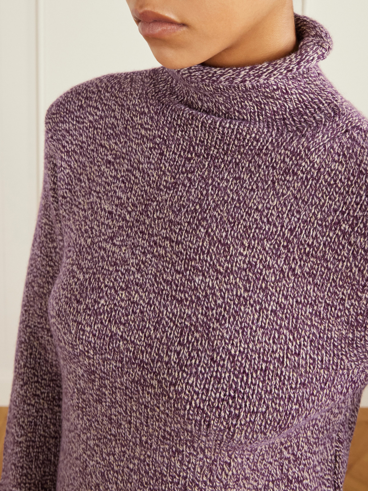 Flow Cashmere Turtleneck Sweater