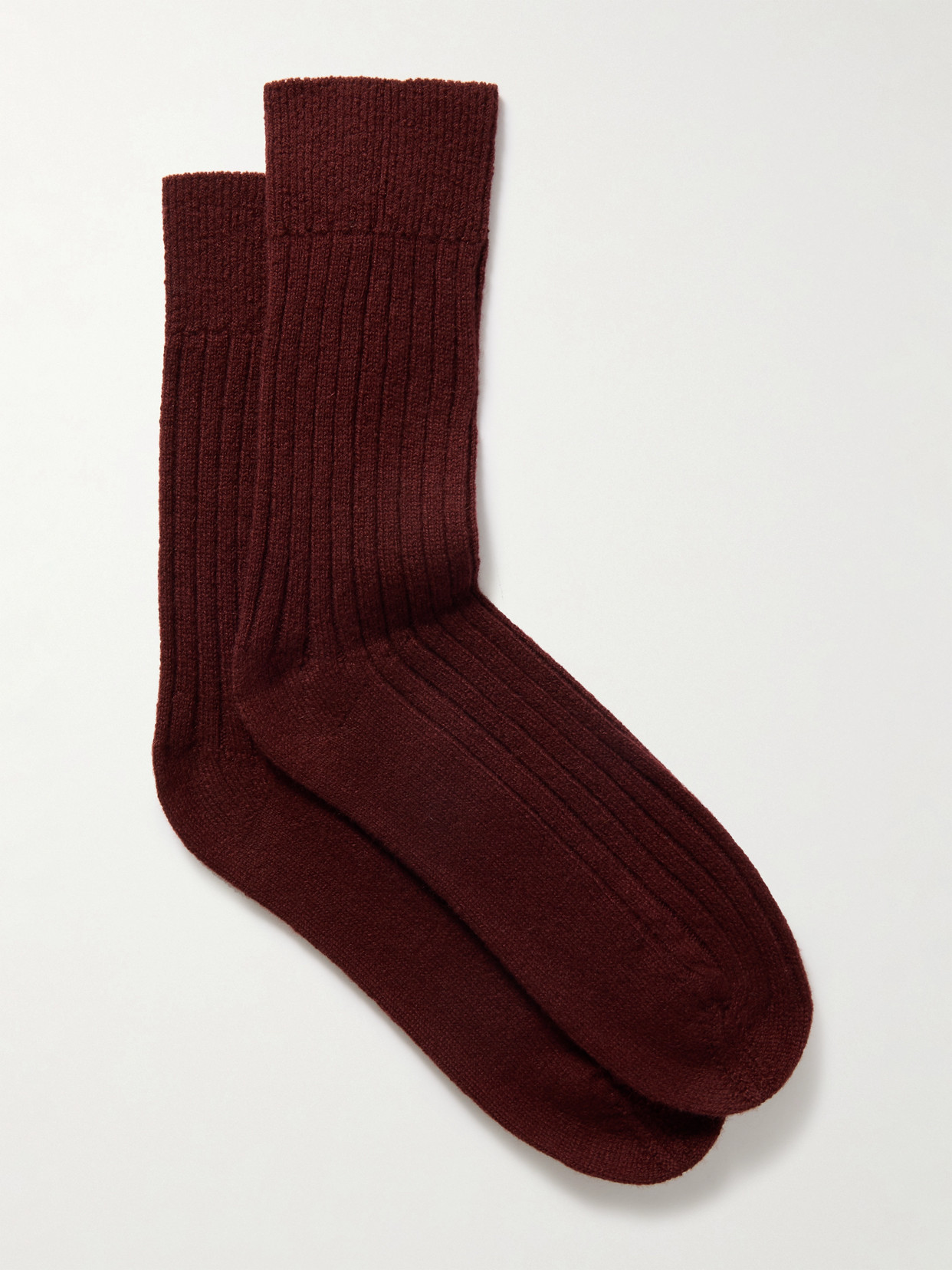 The Elder Statesman Ribbed Cashmere Socks In Burgundy