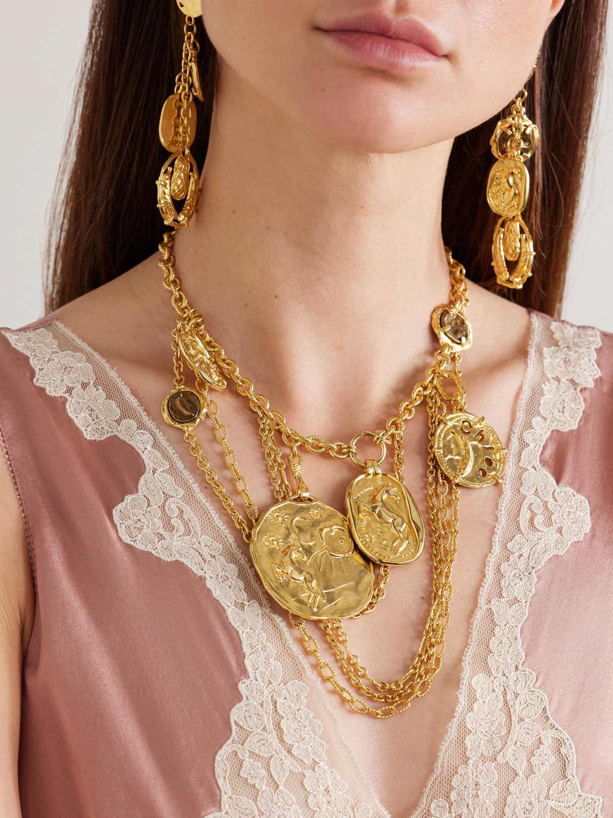 Chloé Gold-tone Necklace In Gold