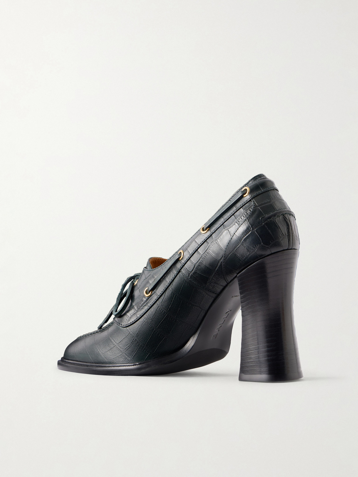 Saule Croc-Effect Pumps