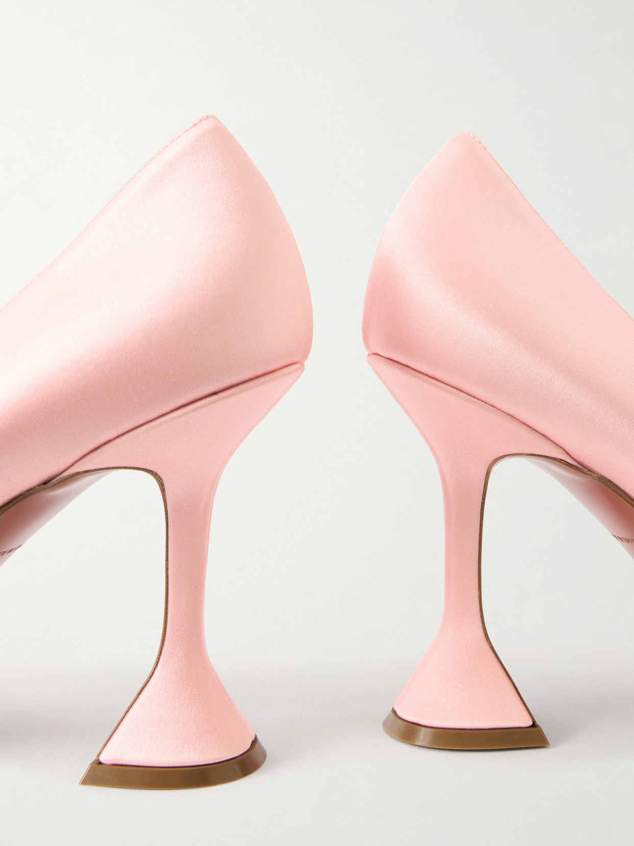 Ami High Heel Pumps
