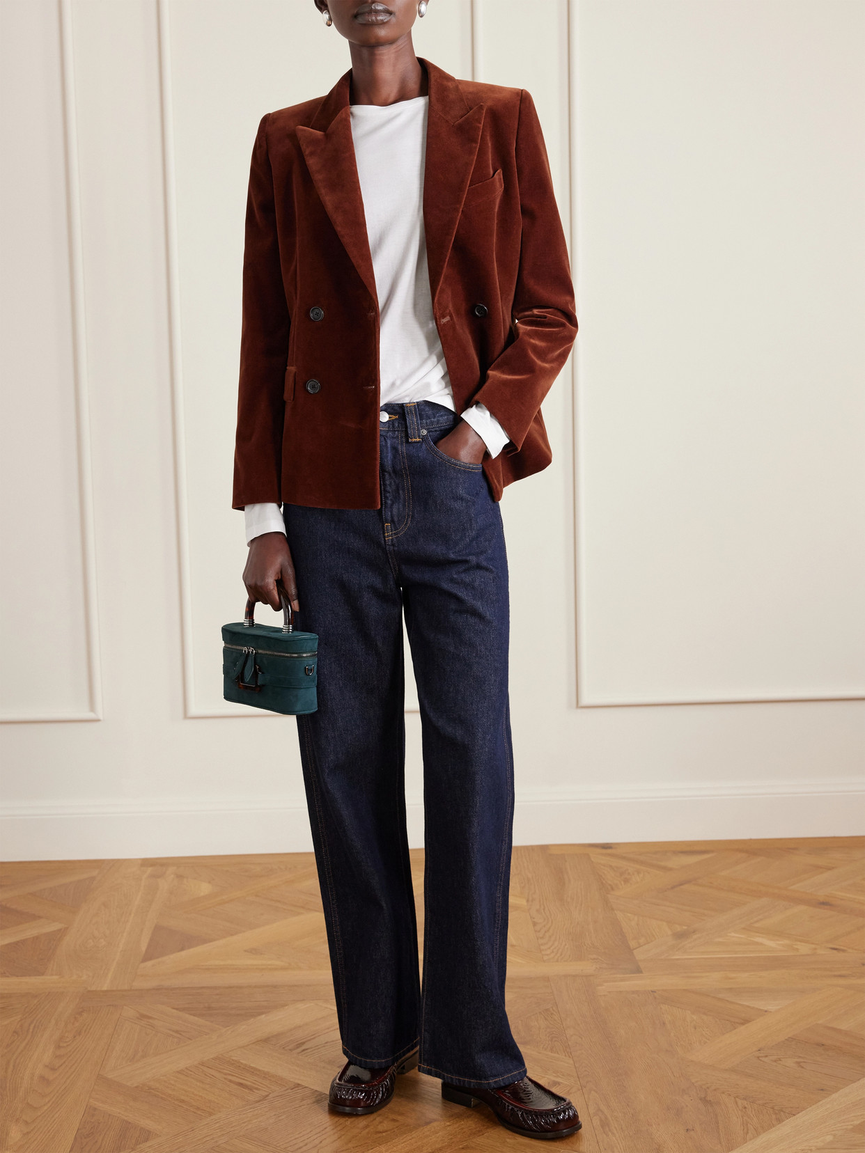 Roger Vivier Belle Vivier Vanity Mini Buckled Suede Clutch In Green