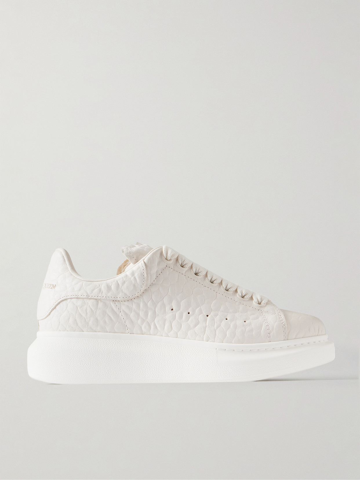 Alexander Mcqueen Textured-leather Exaggerated-sole Sneakers In White