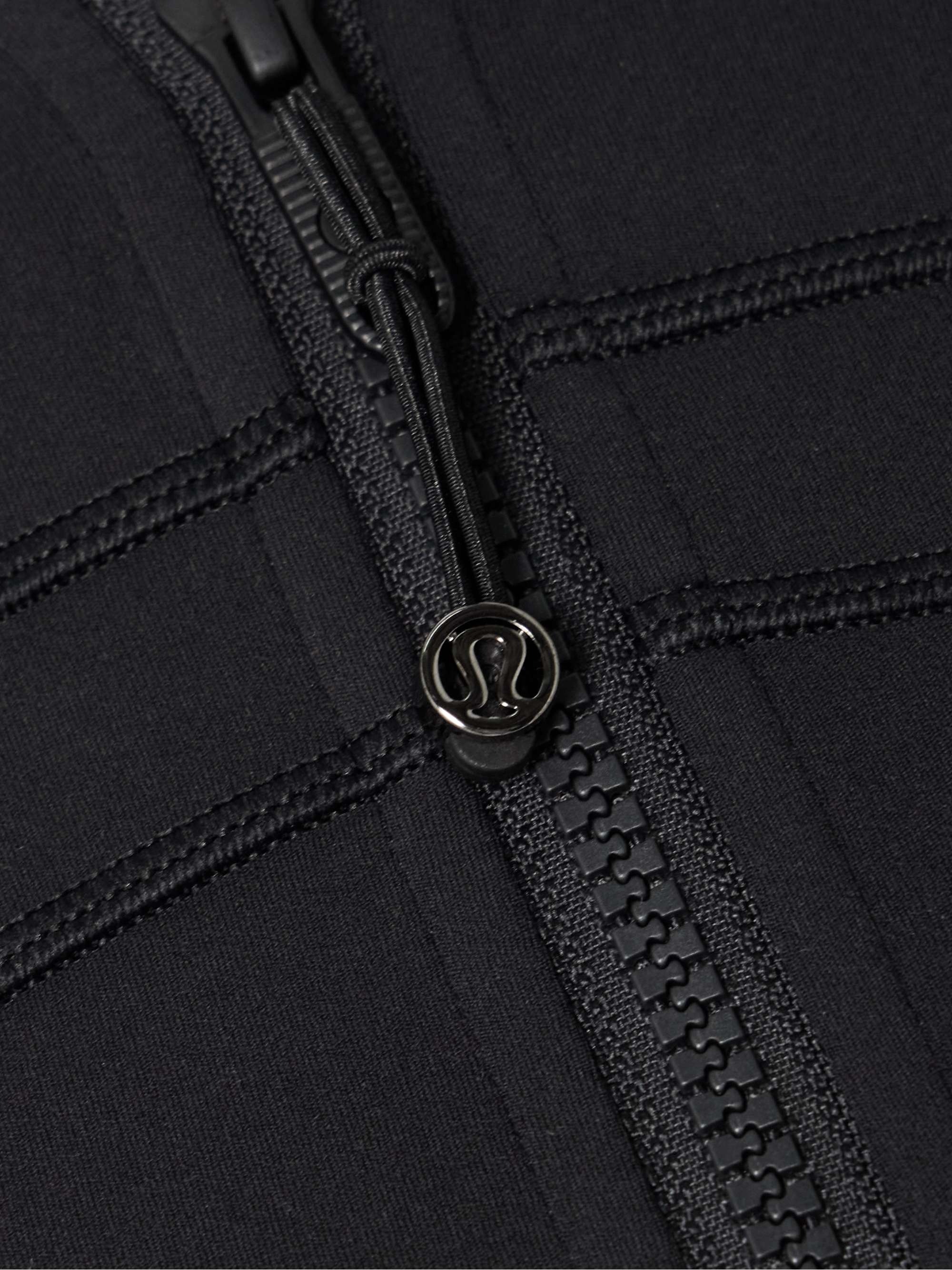 LULULEMON 