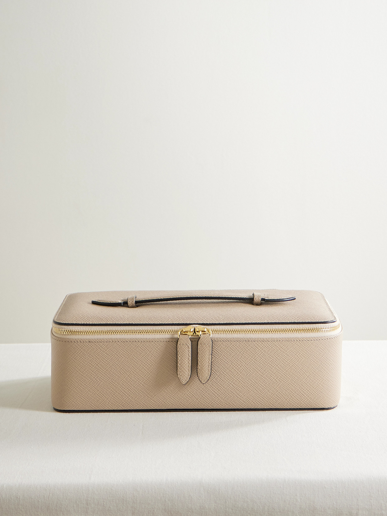 Smythson Panama Textured-leather Jewelry Case In Gold