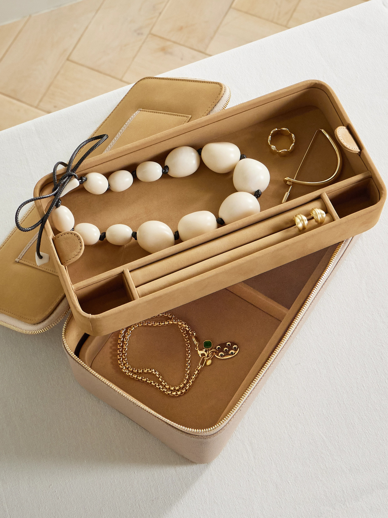 Smythson Panama Textured-leather Jewelry Case In Gold