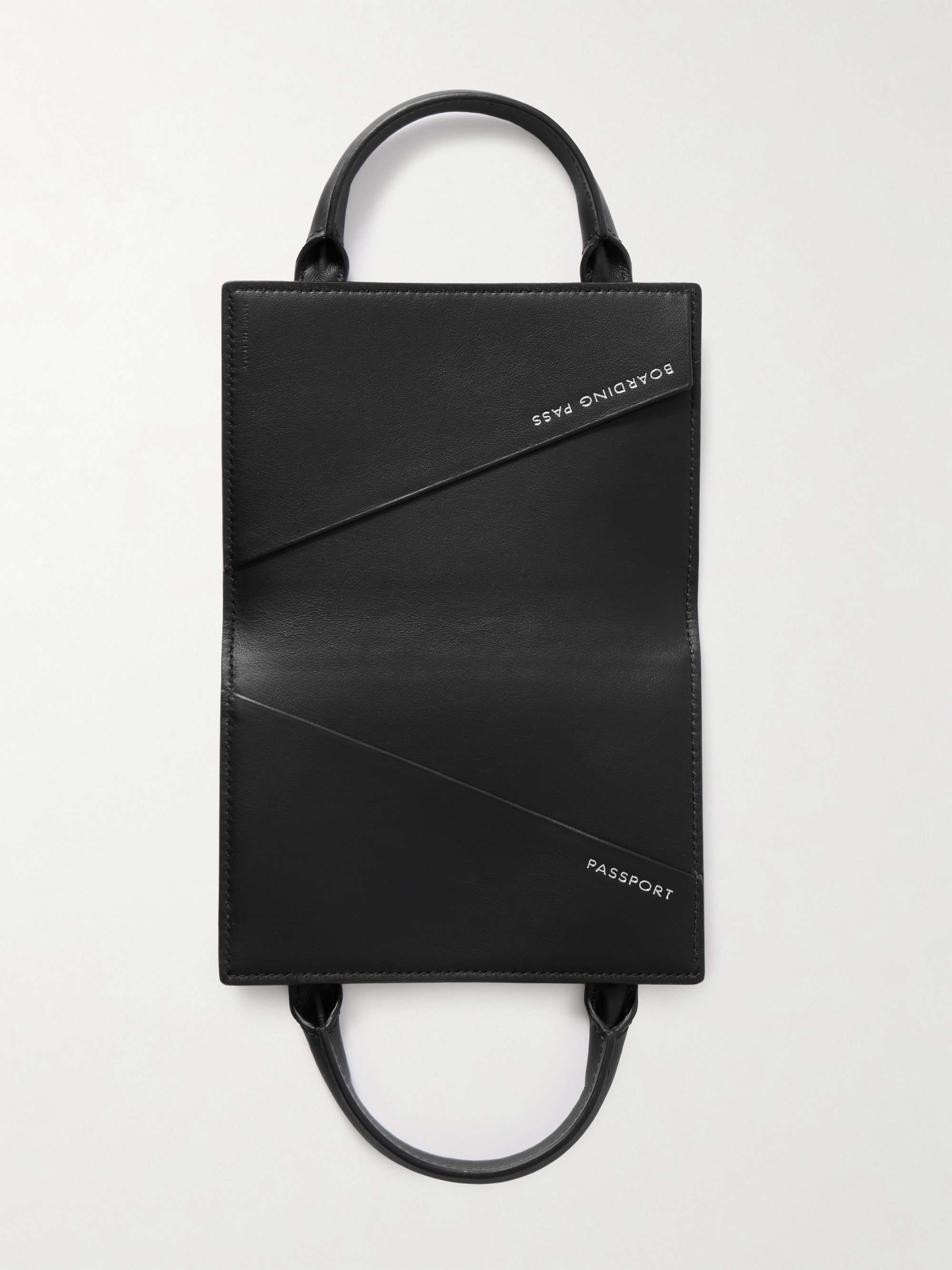 財布　三角ロゴ　スマートウォレット　超美品　ブラック　本革　バッグ　男女兼用 SMYTHSON + Sacai textured-leather passport holder | NET-A-PORTER