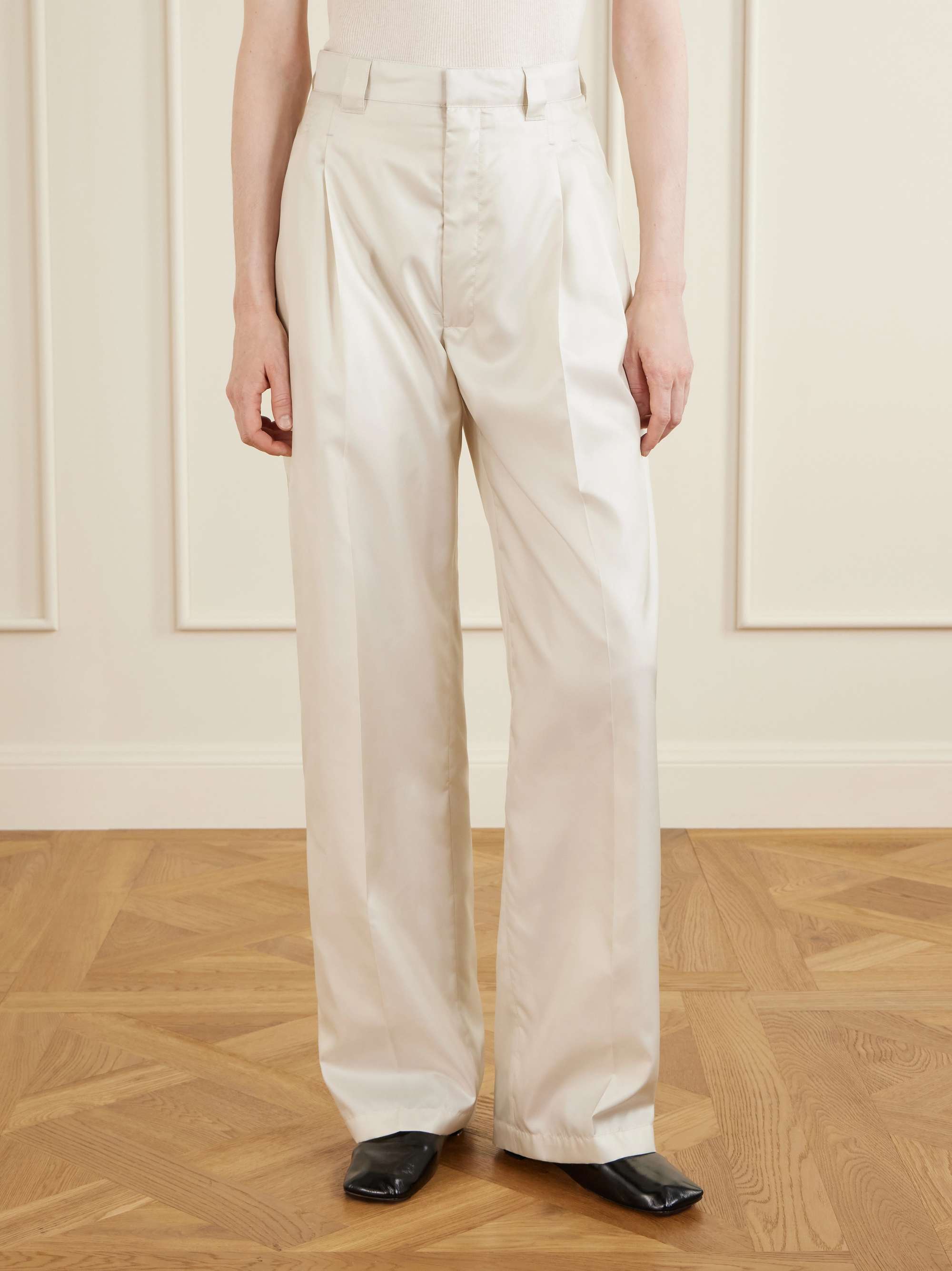 PHOEBE PHILO 