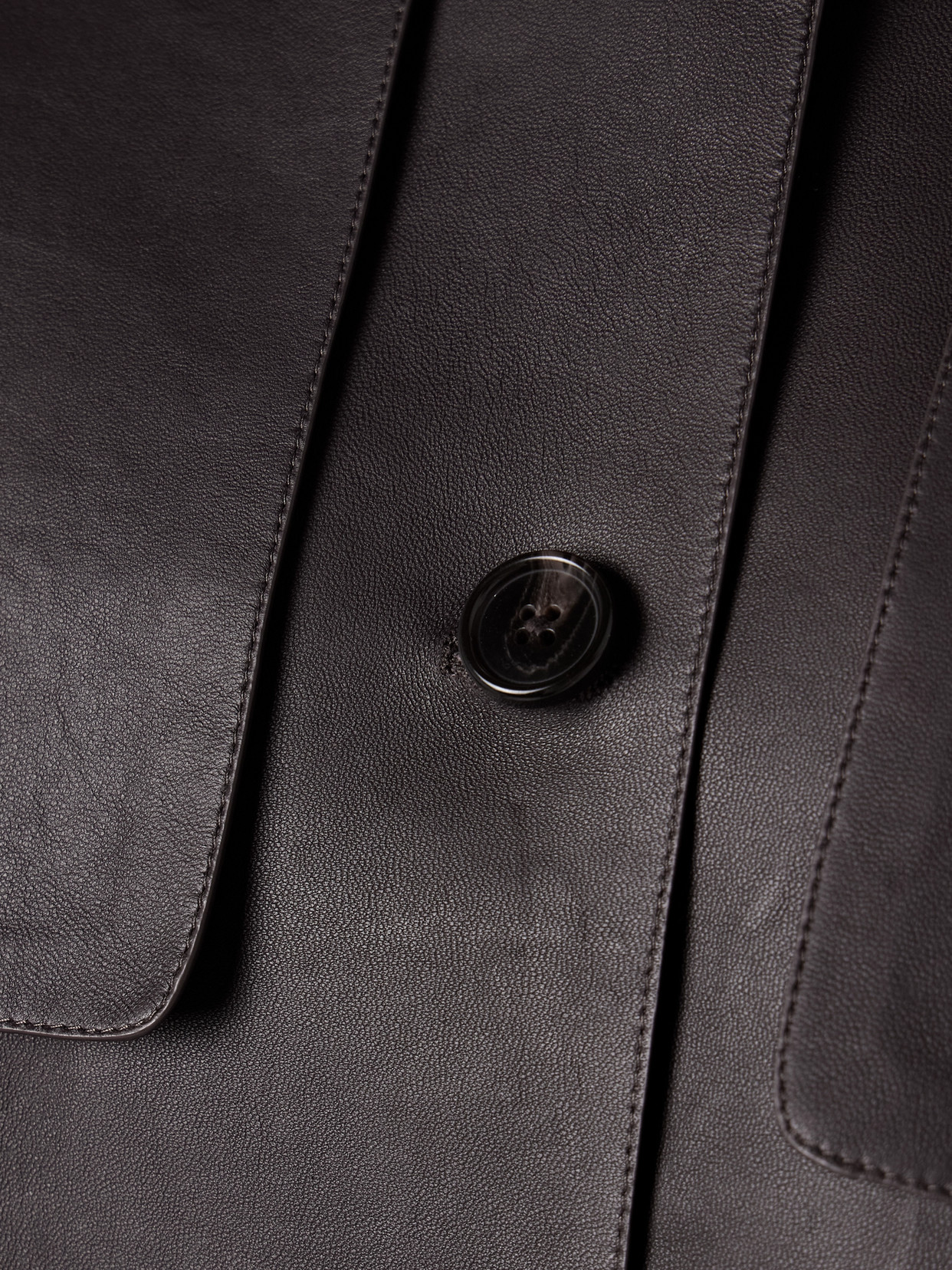 Theory Cropped Trench In Sleek Leather In Brown