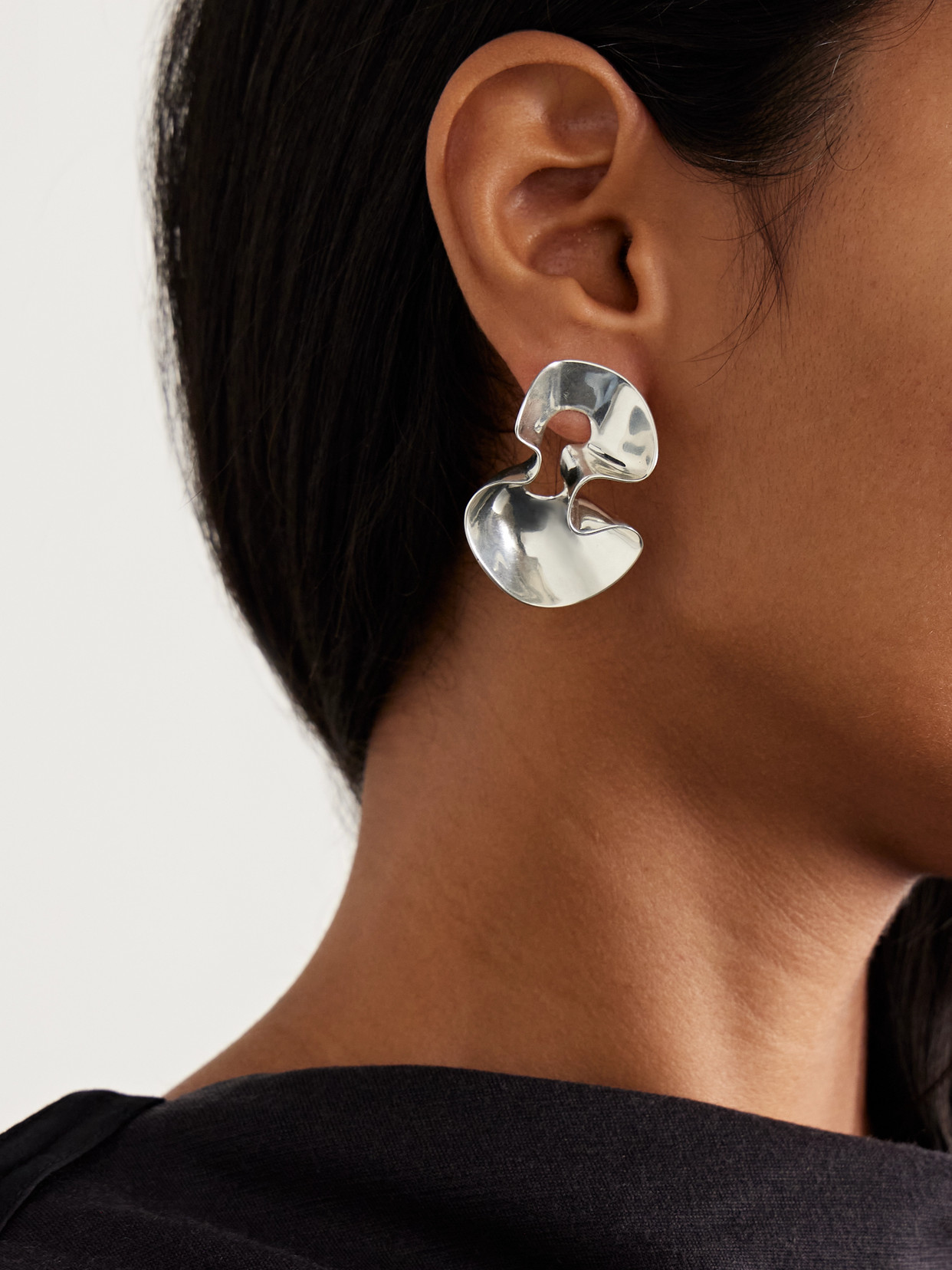 Dinosaur Designs Wave Silver-plated Earrings In Metallic