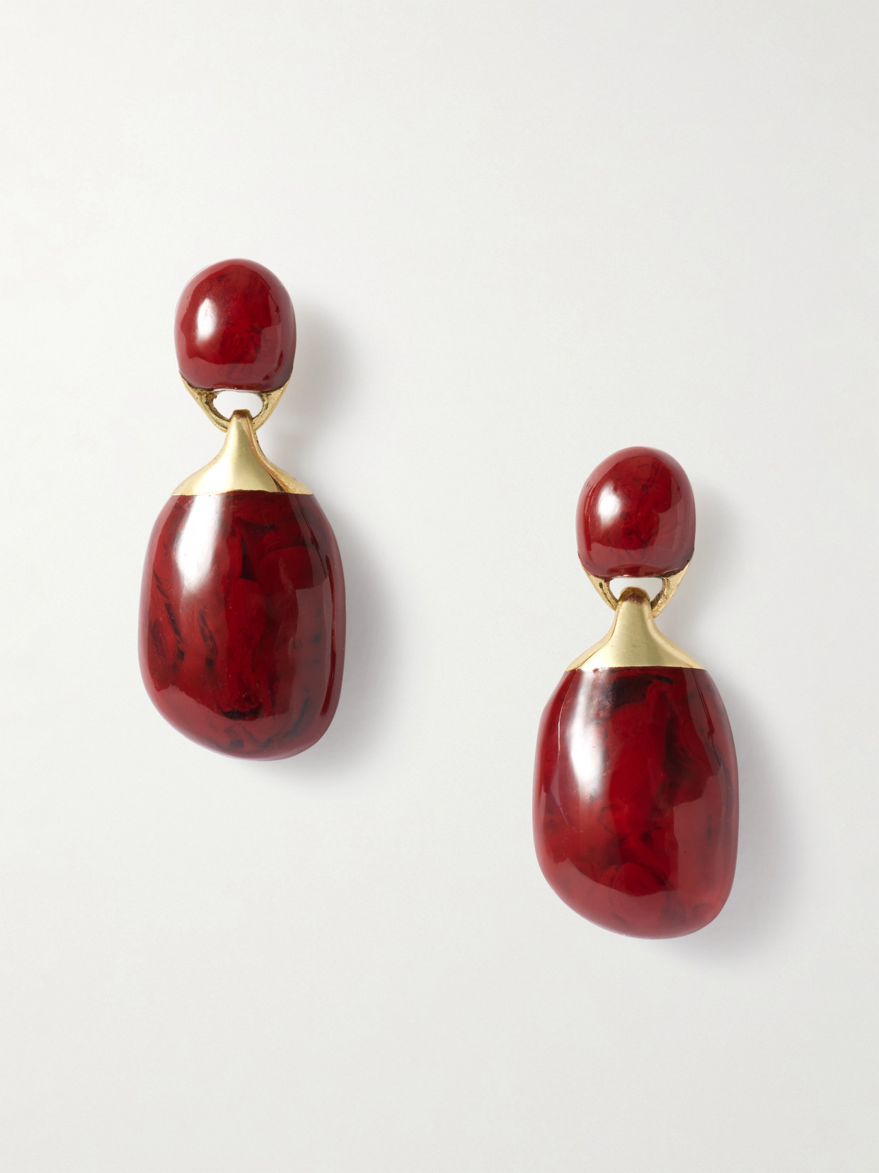 Dinosaur Designs Small River Rock Gold-plated And Resin Earrings In Burgundy