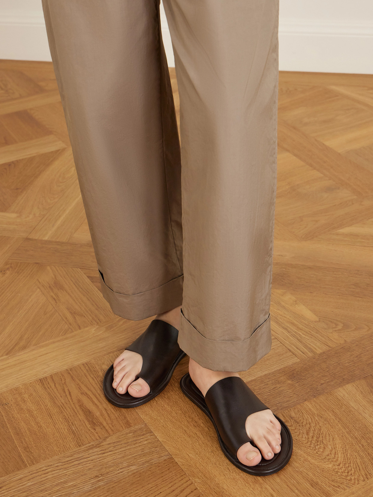 Malick Sandals
