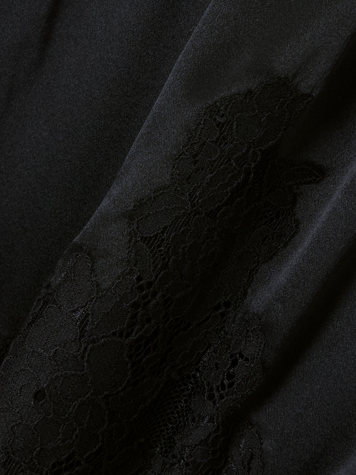 Doen Iona Lace-trimmed Silk-satin Shorts In Multi