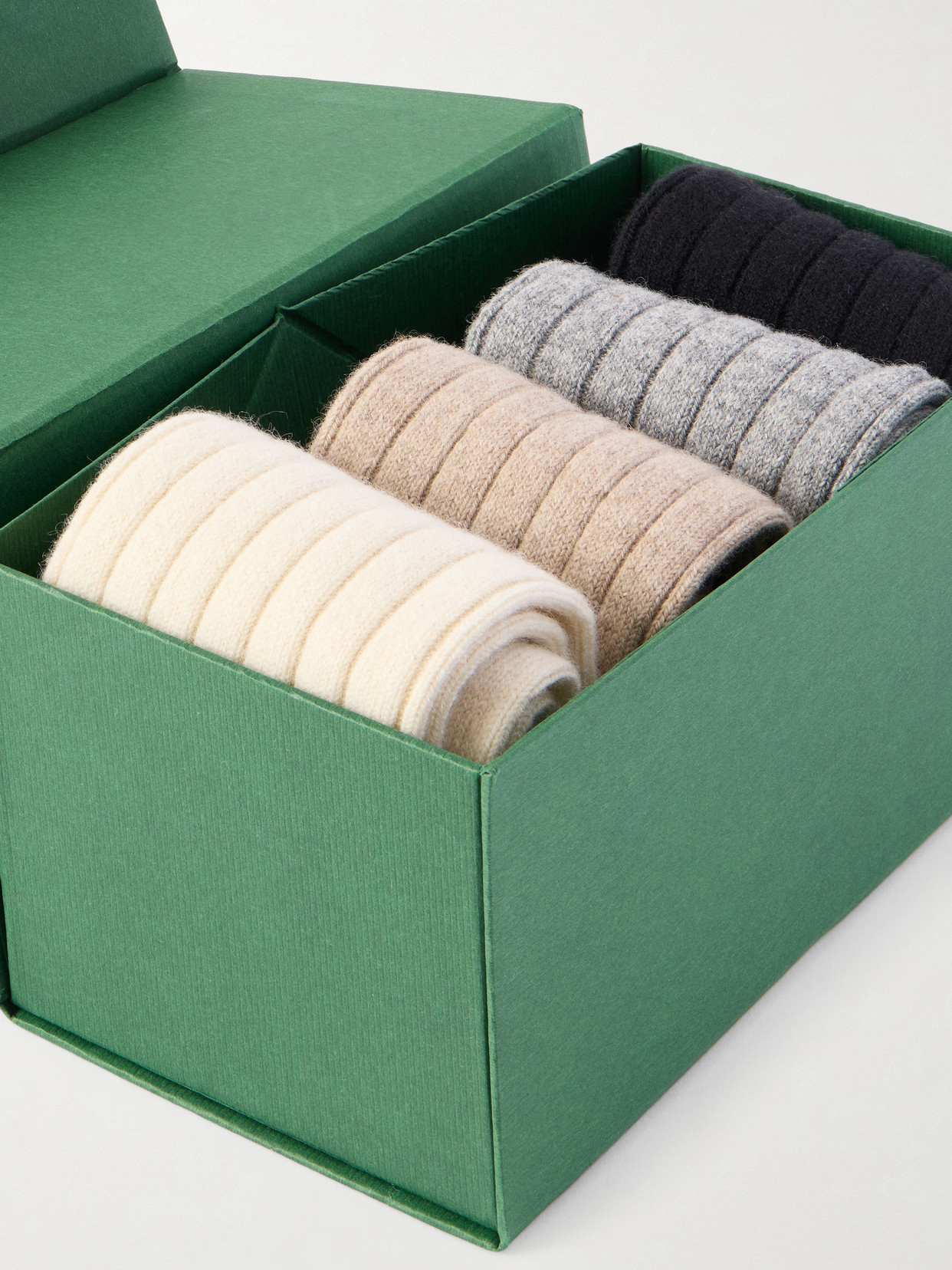 Comme Si The Cashmere Set Of Four Ribbed Cashmere-blend Socks In Multi