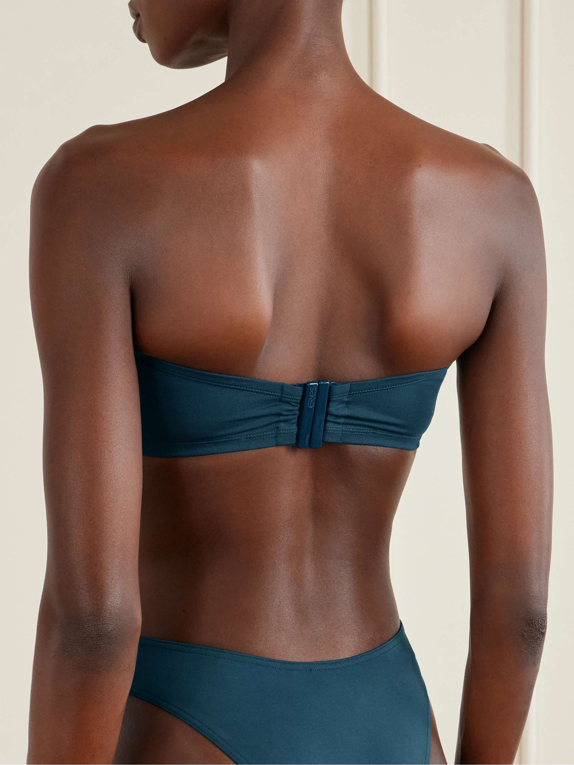 ERES قطعة بيكيني علوية Les Essentiels Show بشكل باندو