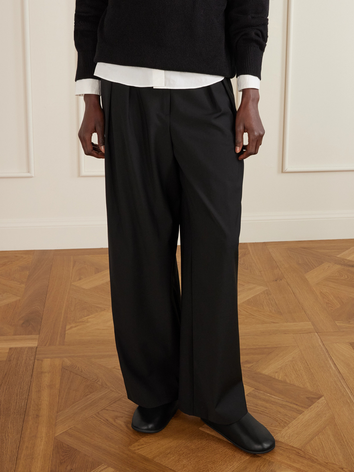 Christen Milano Shearling-lined Leather Flats In Black