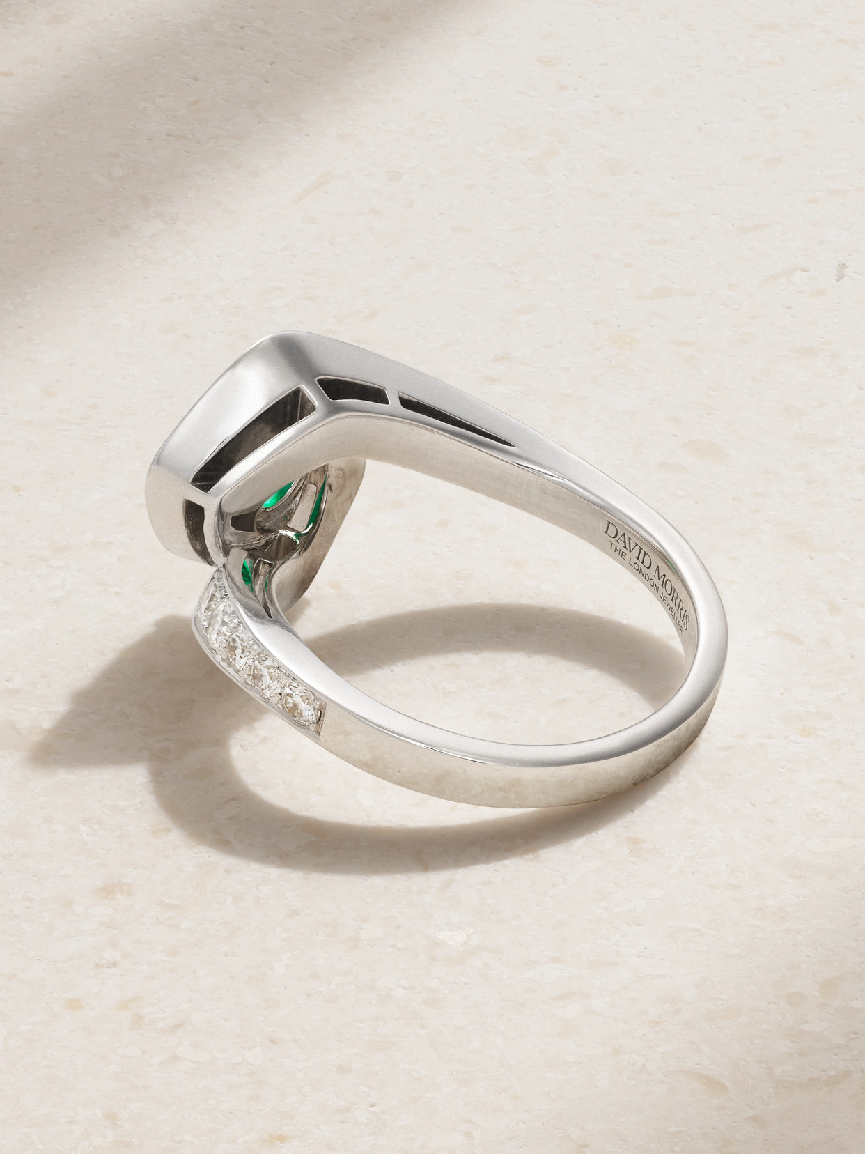 David Morris Frozen Kiss 18-karat White Gold, Diamond And Emerald Ring In Silver