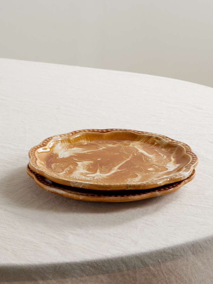 Cabana Set Of Two Scalloped Ceramic Dessert Plates