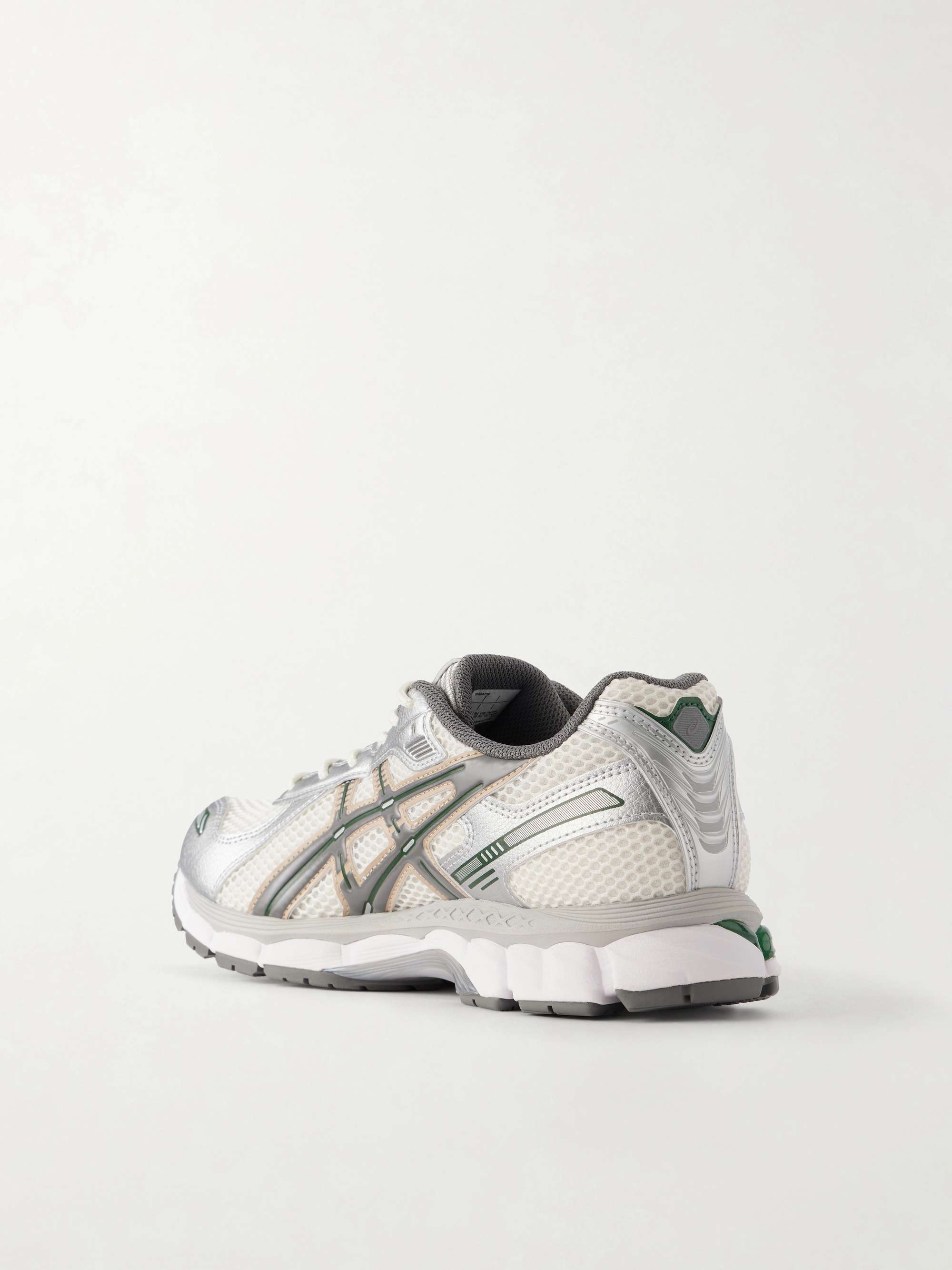 ASICS 